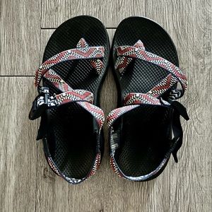 Barely worn Chacos Z/2 size 8